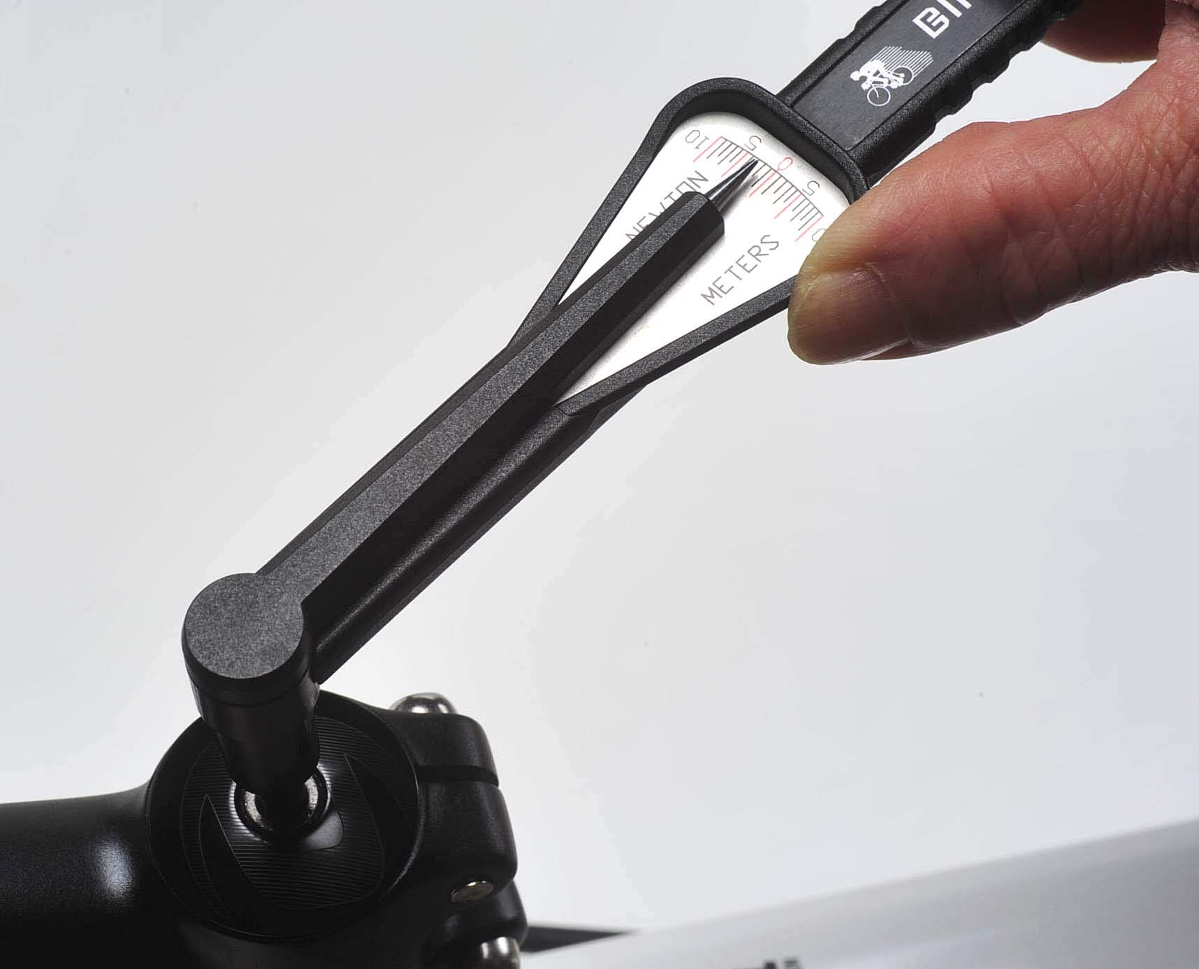 Amazon.co.jp: BIKE HAND(バイクハンド) コンパクトトルクレンチ+BITS